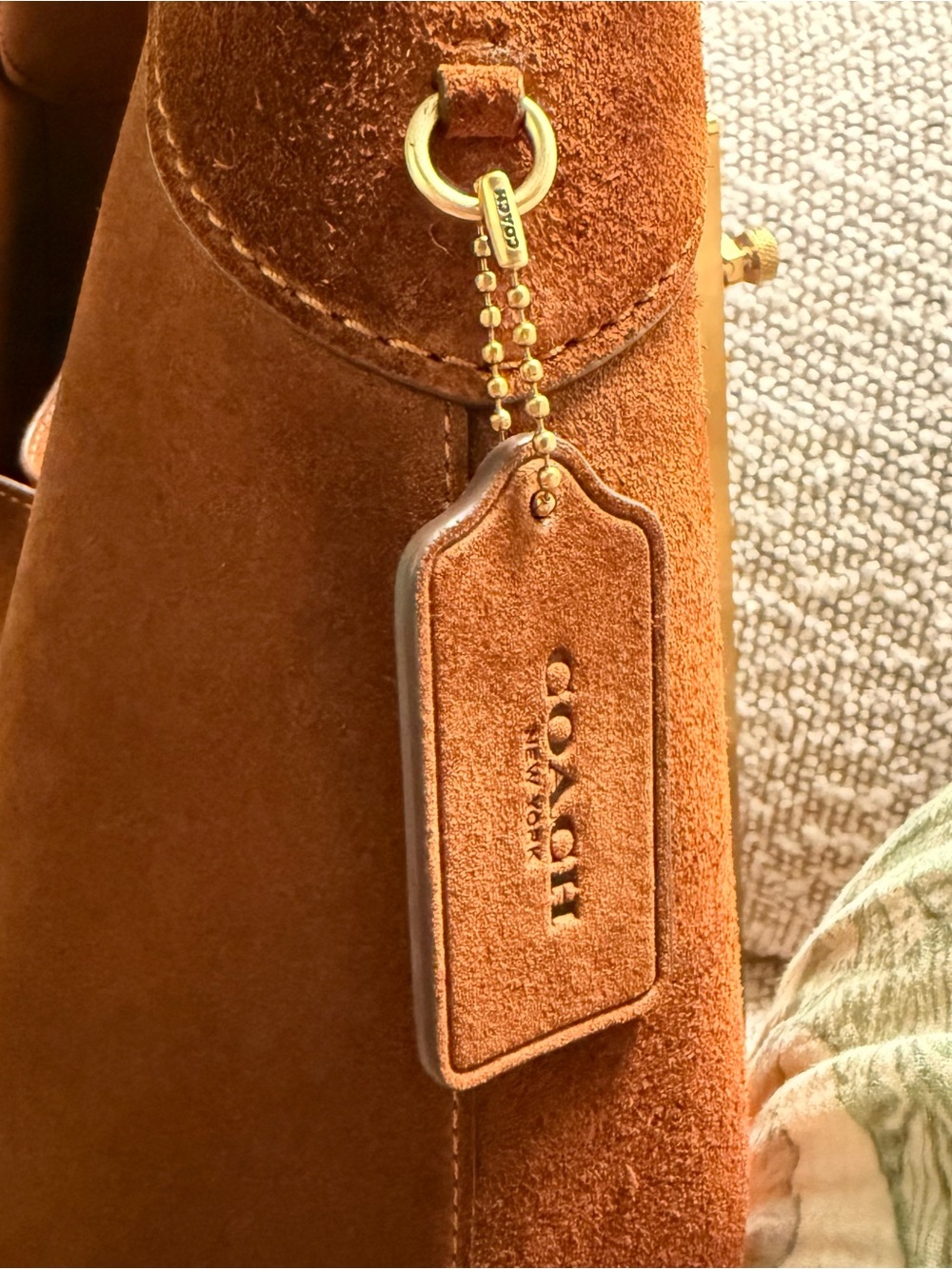 Coach Brooklyn Shoulder Bag 39 Brown Suede Brass Hardware - Picture 5 of 16